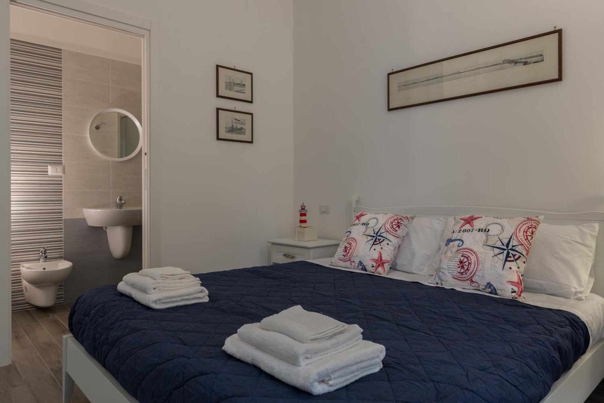 B&B Rotta Mediterranea โมโนโปลี ภายนอก รูปภาพ