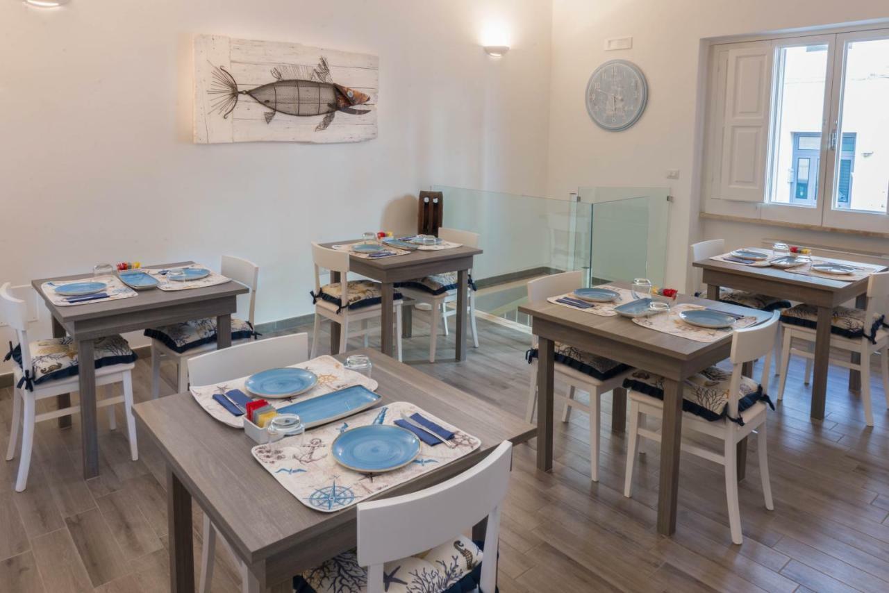 B&B Rotta Mediterranea โมโนโปลี ภายนอก รูปภาพ